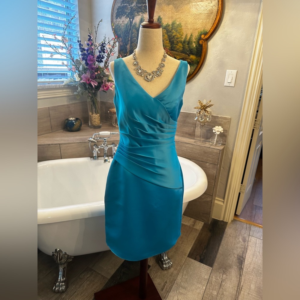 Edan Maids Electric Blue Bridesmaid or Wedding Dress Sexy and Fitted 6 - Picture 7 of 15